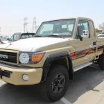 TOYOTA LAND CRUISER PICKUP 4.0L PETROL 4WD 2023 BEIGE - Thumbnail 2