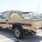 TOYOTA LAND CRUISER PICKUP 4.0L PETROL 4WD 2023 BEIGE - Thumbnail 6