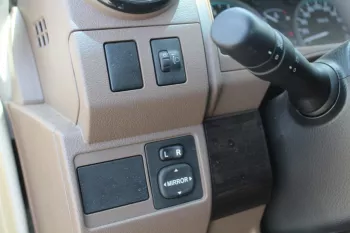 TOYOTA LAND CRUISER PICKUP 4.0L PETROL 4WD 2023 BEIGE