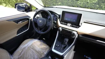 TOYOTA RAV4 XLE 2.5L HYBRID 2023