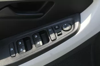 HYUNDAI CRETA 1.5 2WD 2023