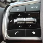 KIA CARNIVAL 3.5L PETROL SUV 5DOORS 2023 WHITE - Thumbnail 8