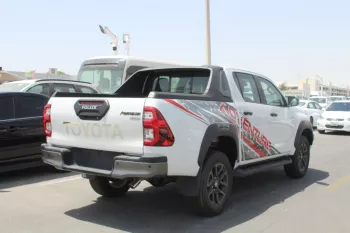 TOYOTA HILUX ADVENTURE 2.8L DIESEL 4WD 4DOORS 2023