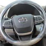 Toyota Highlander 2022 hybrid 2.5L 4Cyl AWD - Thumbnail 10