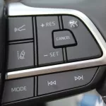 Toyota Highlander 2022 hybrid 2.5L 4Cyl AWD - Thumbnail 14