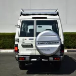 2022  MODEL TOYOTA LANDCRUISER 78  LONG WHEEL BASE HARD TOP SPECIAL V8 4.5L TURBO DIESEL 9 SEAT 4WD MANUAL TRANSMISSION WAGON - Thumbnail 4