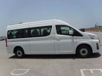 LHD - TOYOTA HIACE 2.8L DIESEL 13 SEATER GL AUTO - 3 PIN SEAT BELT