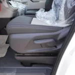 LHD - TOYOTA HIACE 2.8L DIESEL 13 SEATER GL AUTO - 3 PIN SEAT BELT - Thumbnail 8