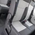 LHD - TOYOTA HIACE 2.8L DIESEL 13 SEATER GL AUTO - 3 PIN SEAT BELT - Thumbnail 22
