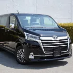 Toyota Granvia Premium 3.5L AWD 6Cyl 2023 - Thumbnail 3