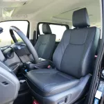 Toyota Granvia Premium 3.5L AWD 6Cyl 2023 - Thumbnail 10