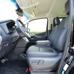 Toyota Granvia Premium 3.5L AWD 6Cyl 2023 - Thumbnail 11