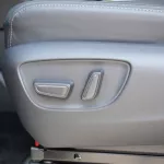 Toyota Granvia Premium 3.5L AWD 6Cyl 2023 - Thumbnail 12