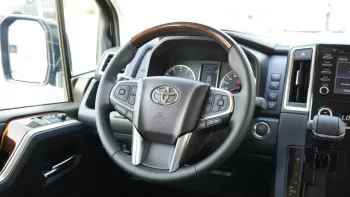 Toyota Granvia Premium 3.5L AWD 6Cyl 2023