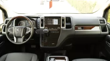 Toyota Granvia Premium 3.5L AWD 6Cyl 2023