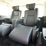Toyota Granvia Premium 3.5L AWD 6Cyl 2023 - Thumbnail 26
