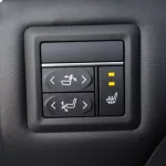 Toyota Granvia Premium 3.5L AWD 6Cyl 2023 - Thumbnail 27