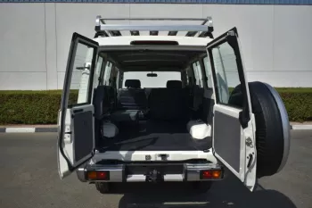 2022  MODEL TOYOTA LANDCRUISER 78  LONG WHEEL BASE HARD TOP SPECIAL V8 4.5L TURBO DIESEL 9 SEAT 4WD MANUAL TRANSMISSION WAGON
