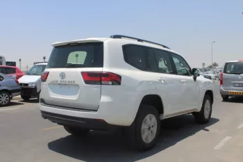 LHD - TOYOTA LANDCRUISER 300 3.3L DIESEL AX WHITE COLOUR AUTO 2023