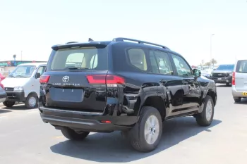LHD - TOYOTA LANDCRUISER 300 3.3L DIESEL AX BLACK COLOUR AUTO 2023
