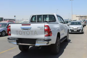 LHD - TOYOTA HILUX 125 4.0L PETROL V6 4WD DOUBLE CAB HIGH AUTO 2023