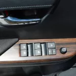 LHD - TOYOTA HILUX 125 4.0L PETROL V6 4WD DOUBLE CAB HIGH AUTO 2023 - Thumbnail 6