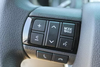 LHD - TOYOTA HILUX 125 4.0L PETROL V6 4WD DOUBLE CAB HIGH AUTO 2023