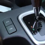 LHD - TOYOTA HILUX 125 4.0L PETROL V6 4WD DOUBLE CAB HIGH AUTO 2023 - Thumbnail 15