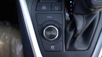 Toyota Rav4 Full option 2.5L Hybrid 4Cyl 2023