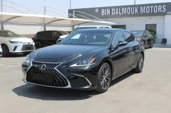 Lexus ES300 Hybrid 2.5L V4 2022 Model Year Black Color