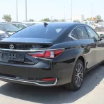 Lexus ES300 Hybrid 2.5L V4 2022 Model Year Black Color - Thumbnail 6