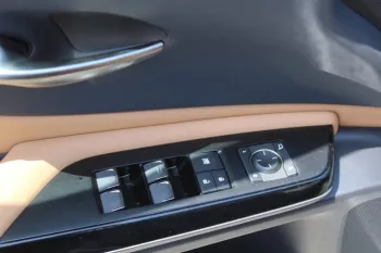 Lexus ES300 Hybrid 2.5L V4 2022 Model Year Black Color
