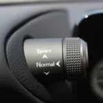 Lexus ES300 Hybrid 2.5L V4 2022 Model Year Black Color - Thumbnail 10