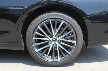 Lexus ES300 Hybrid 2.5L V4 2022 Model Year Black Color