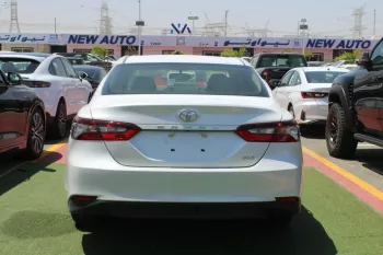 2022 Toyota Camry GLE (XV70)