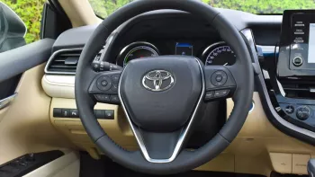 TOYOTA CAMRY GLE 2.5L 2023