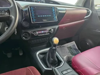 TOYOTA HILUX 4WD 2016 2.7L 4Cyl Petrol