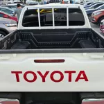 TOYOTA HILUX WHITE 2.4L 4CY 2022 - Thumbnail 5