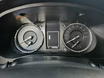 TOYOTA HILUX WHITE 2.4L 4CY 2022