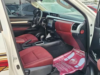 TOYOTA HILUX WHITE 2.4L 4CY 2022