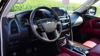 Nissan Patrol Platinum V8 4WD 2023