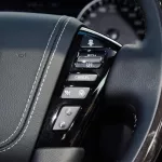 Nissan Patrol Platinum V8 4WD 2023 - Thumbnail 17