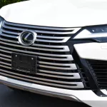 Lexus LX600 V6 3.5L 4WD Signature Edition 2023 - Thumbnail 4