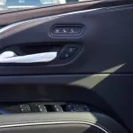 Cadillac Escalade 600 Platinum Sport 2023 American specs - Thumbnail 10