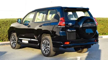 TOYOTA LAND CRUISER PRADO VXR 2023 4.0L V6 AL FUTTAIM
