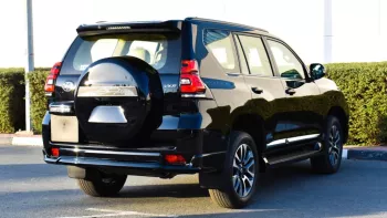 TOYOTA LAND CRUISER PRADO VXR 2023 4.0L V6 AL FUTTAIM