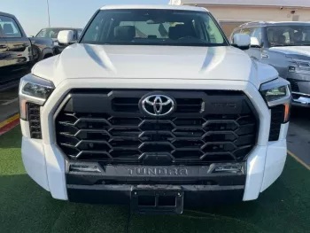 2023 Toyota tundra TRD 3.5TT , AWD , Electric Seats