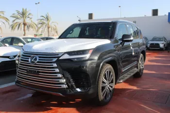 lexus LX600 signature 3.5L 2023 fully loaded