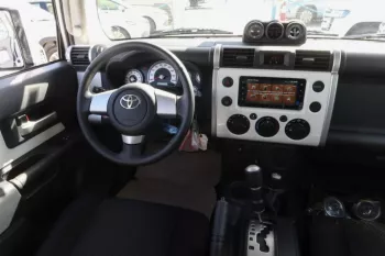 Toyota FJ Cruiser 4.0L 2023