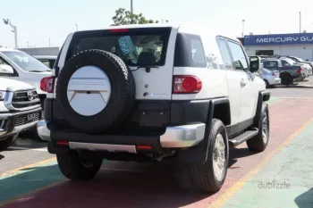 Toyota FJ Cruiser 4.0L 2023